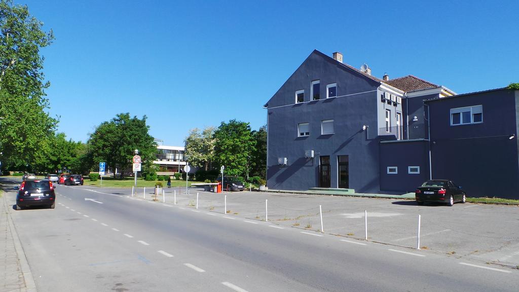 Hostel Levicki Slavonski Brod Exterior photo